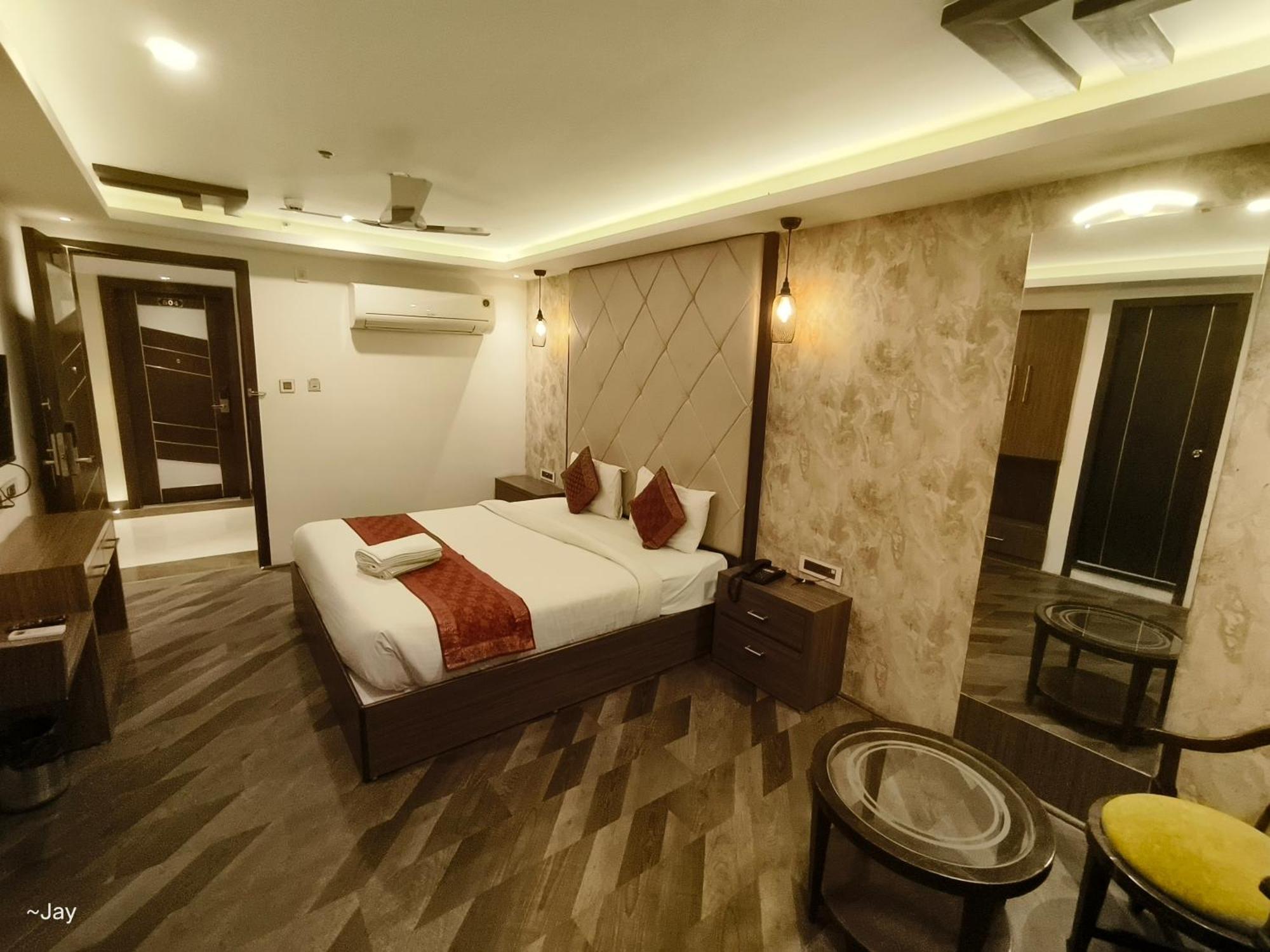 The Triumph Hotel 3*